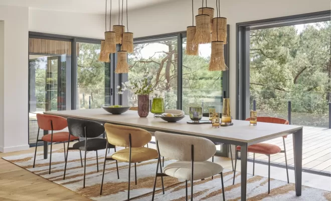 Tables et chaises fonctionnelles et contemporaines à Bordeaux, Sainte-Eulalie, Gautier Bordeaux Sainte Eulalie