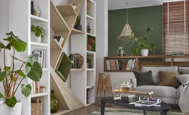 Table basse galet revêtement onyx brut et pied anthracite en frêne massif