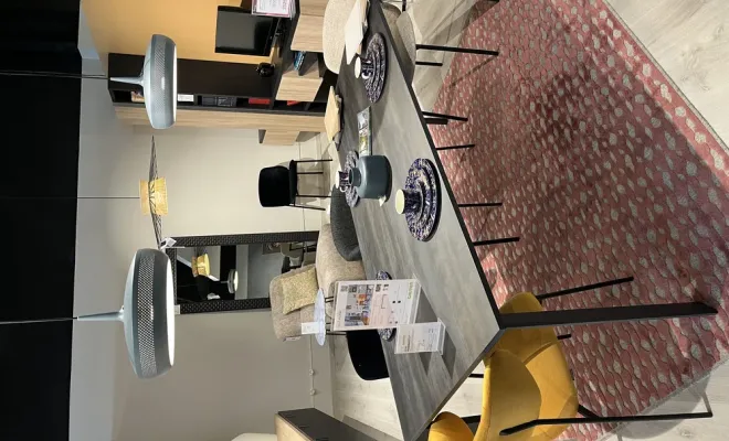 Soldes jusqu'à 50% de remise sur des articles en exposition sur du meuble et du canapé à Bordeaux, Sainte-Eulalie, Gautier Bordeaux Sainte Eulalie